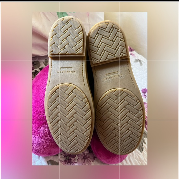 Boots - Picture 7 of 9